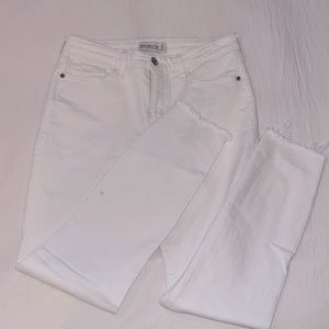 Abercrombie Mid Rise Super Skinny Ankle Jean